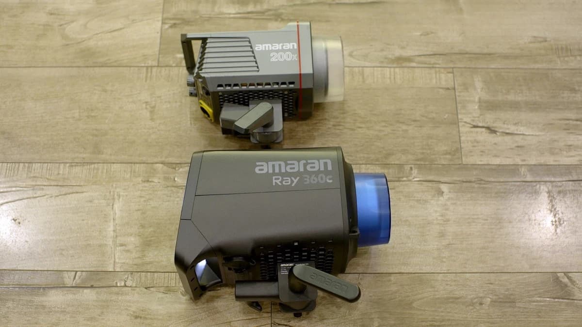 Amaran Ray 360c проти Ray 660c та Godox LA300R:...
