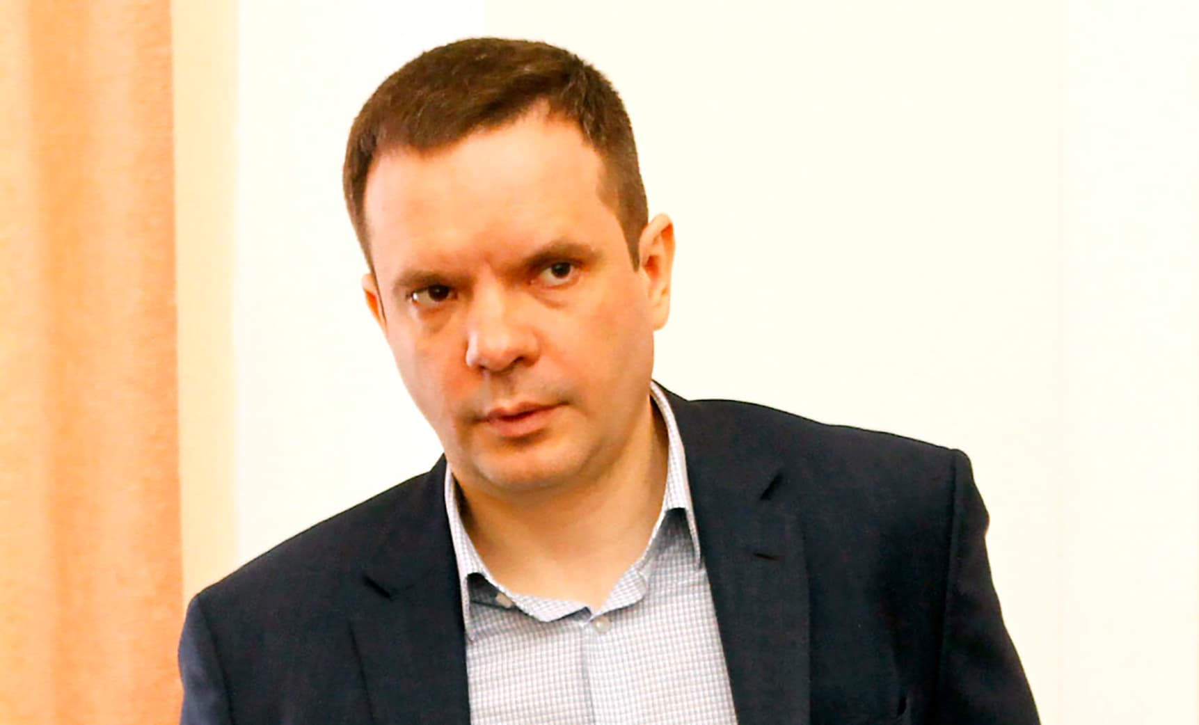 Екс-перший заступник мера намагається стягнути з міськради майже 100 тисяч гривень
