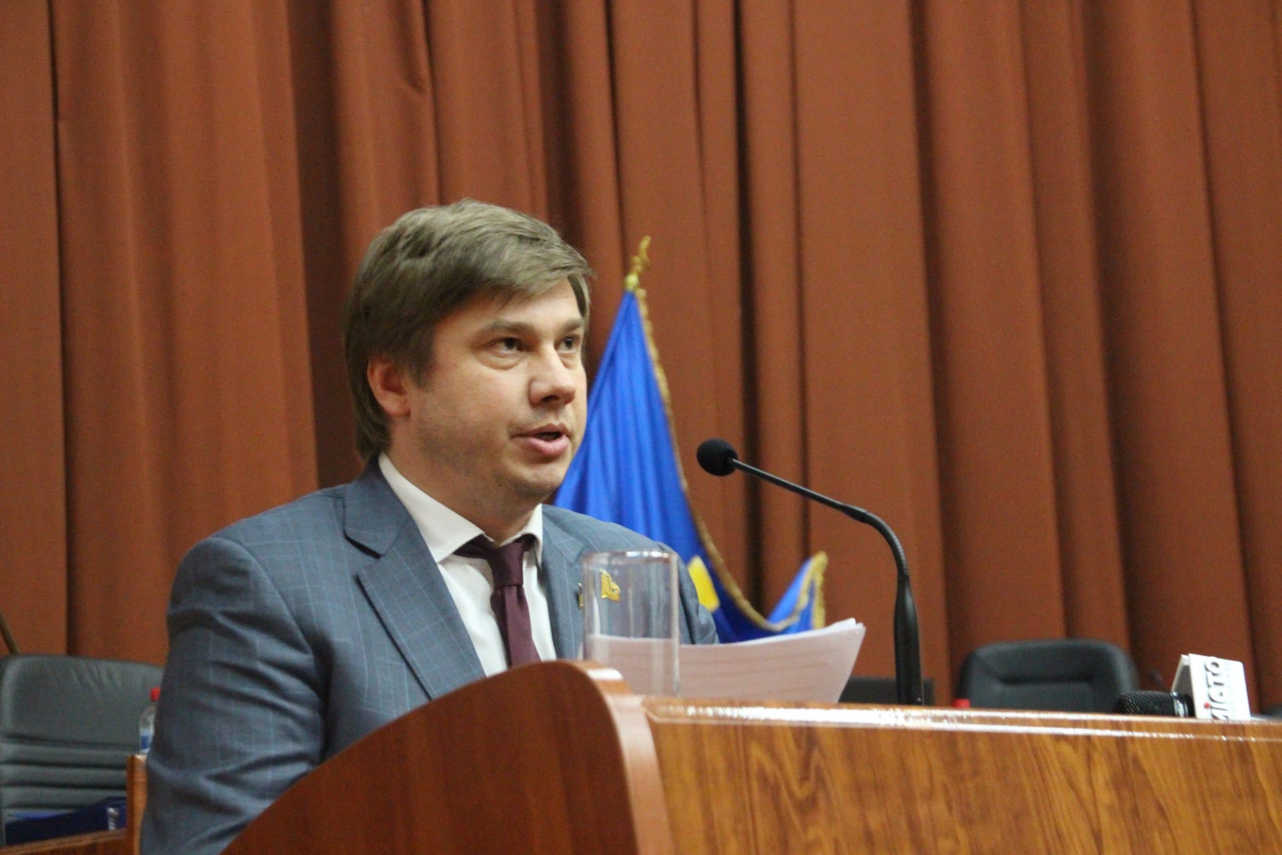 На найближчій сесії звітуватимуть очільник облради і голова ОДА