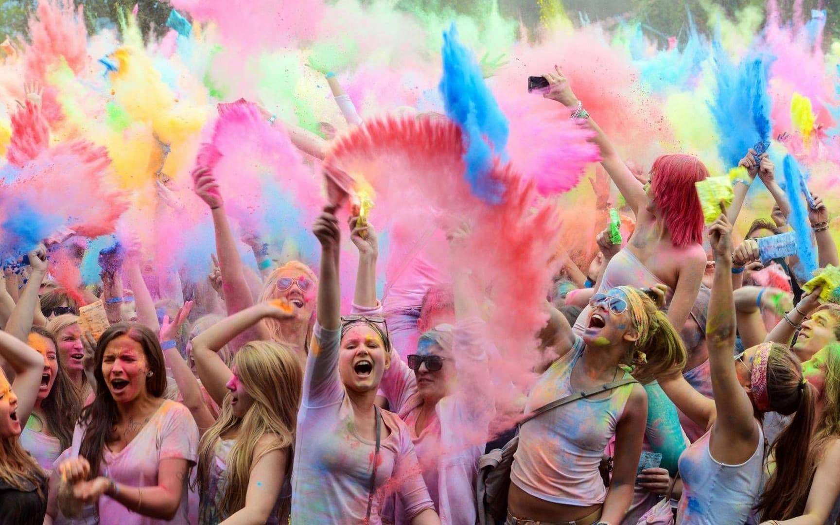 На вихідних для полтавців влаштують фестиваль фарб «Holi Fest»