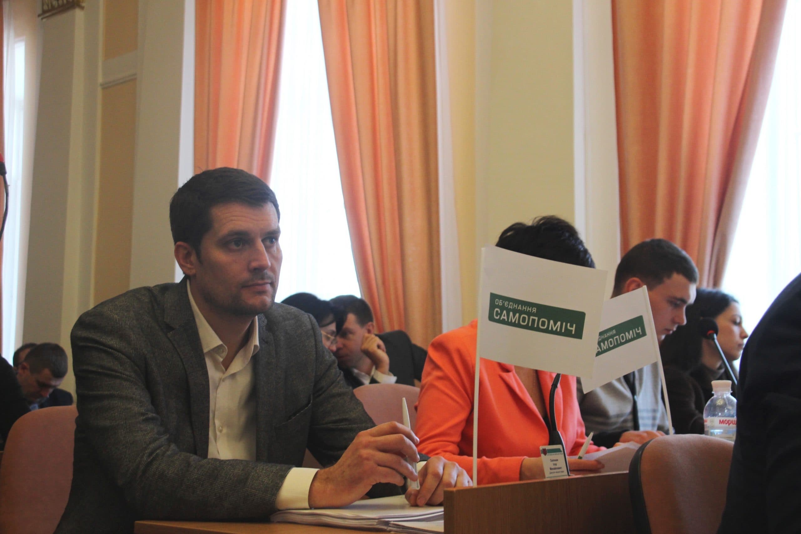 Депутат від «Самопомочі» пояснив, чому залишає депутатство та хто займе його місце