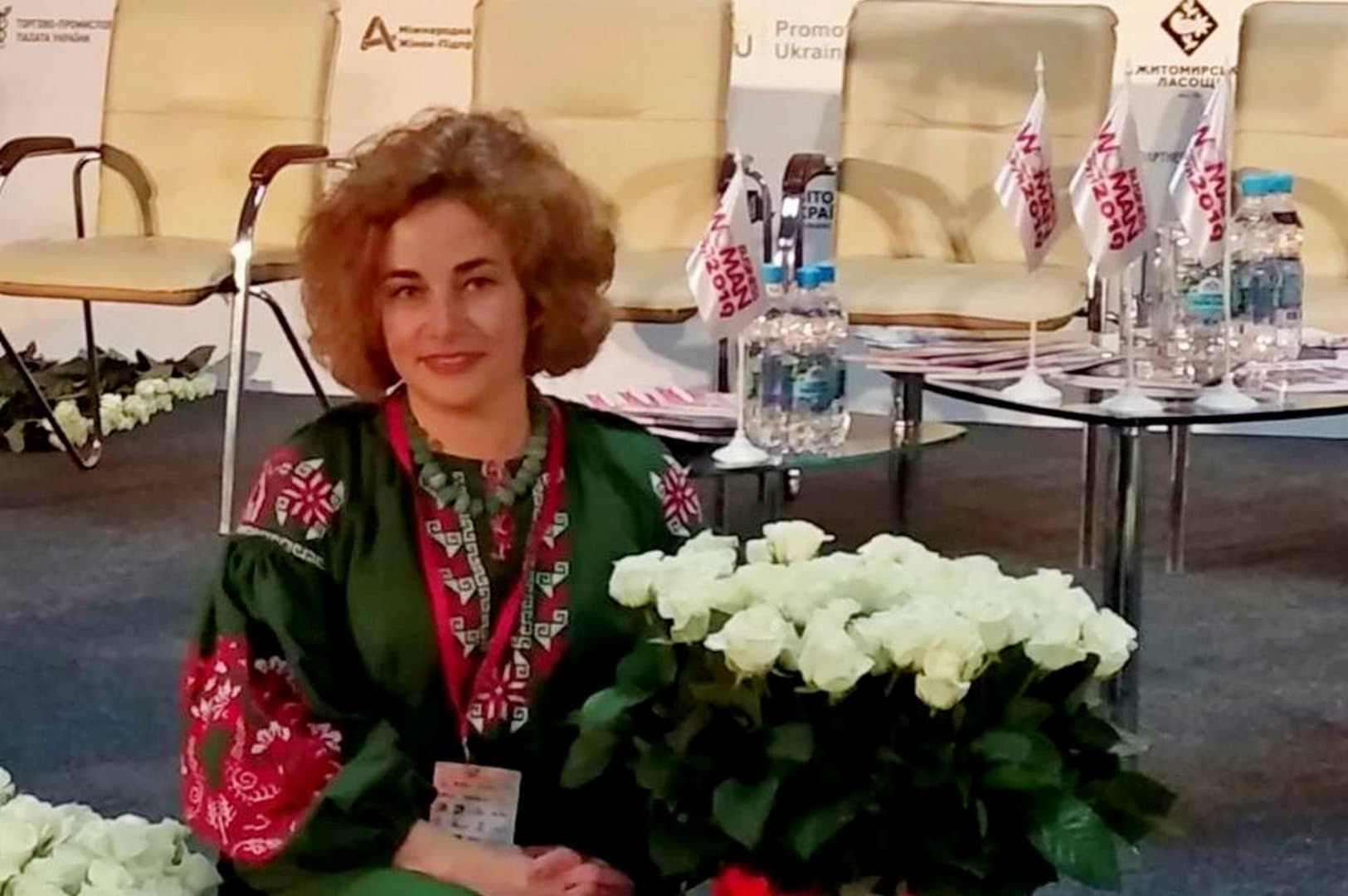 Полтавська майстриня запустила флеш-моб з вишиванками