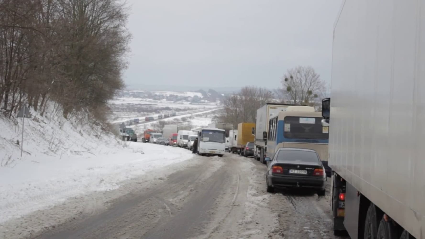 В’їзд до Полтави відкриють з 11 години
