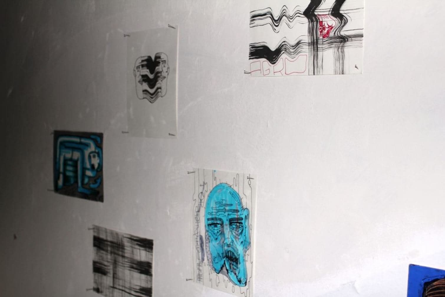 Виставка на сходах. У Полтаві молоді художники показали свої роботи