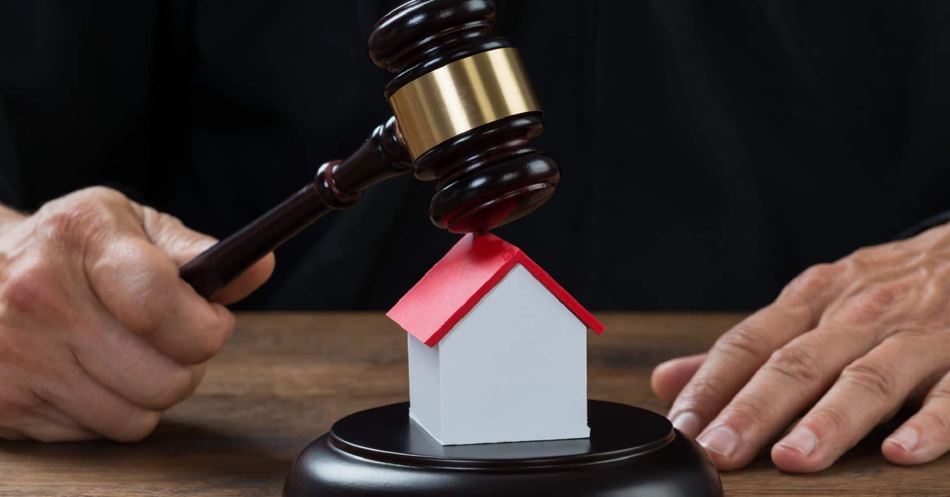 Полтавський завод бетонних виробів продадуть на торгах