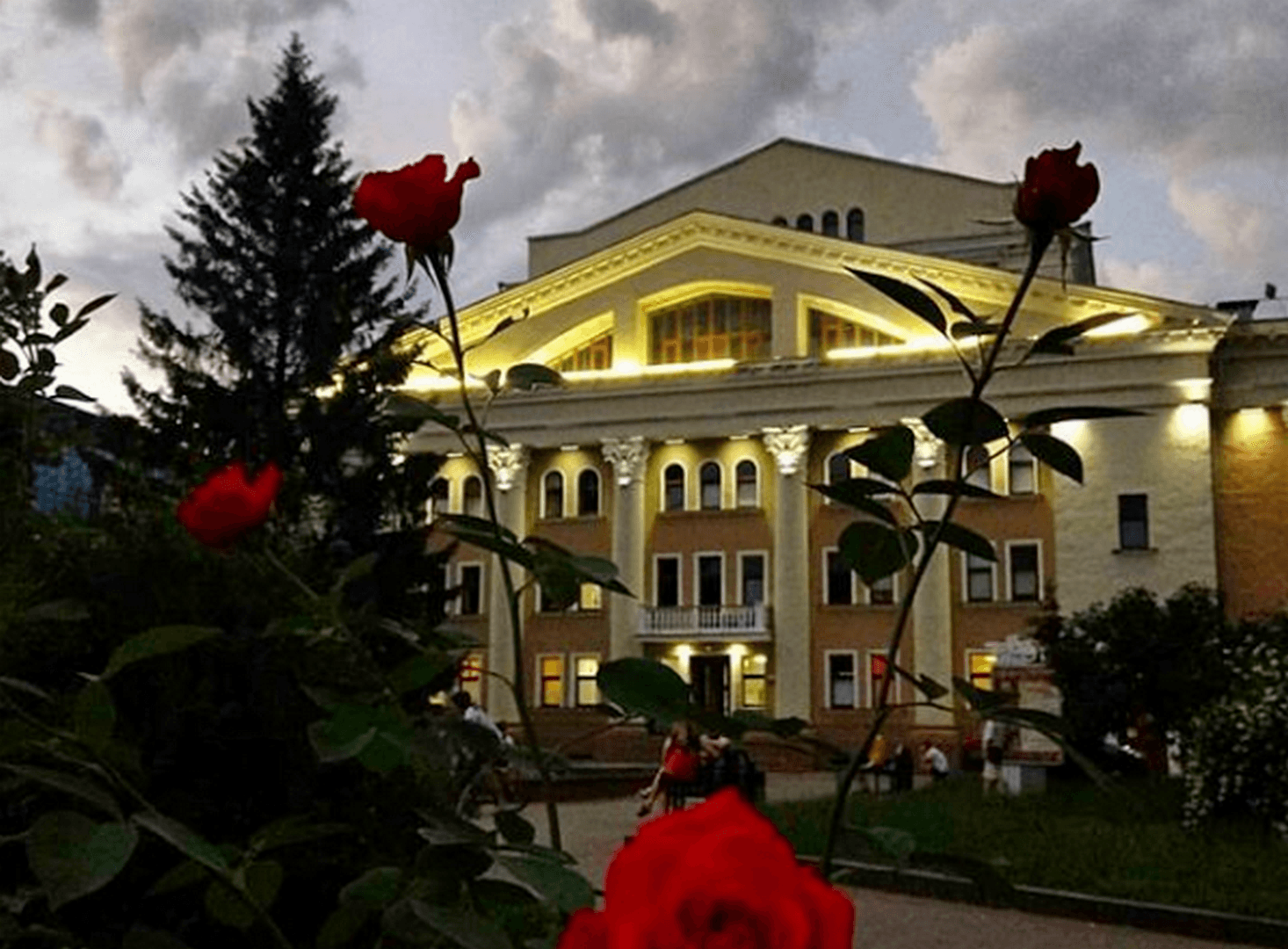Перед закриттям сезону у театрі Гоголя покажуть дві прем`єри