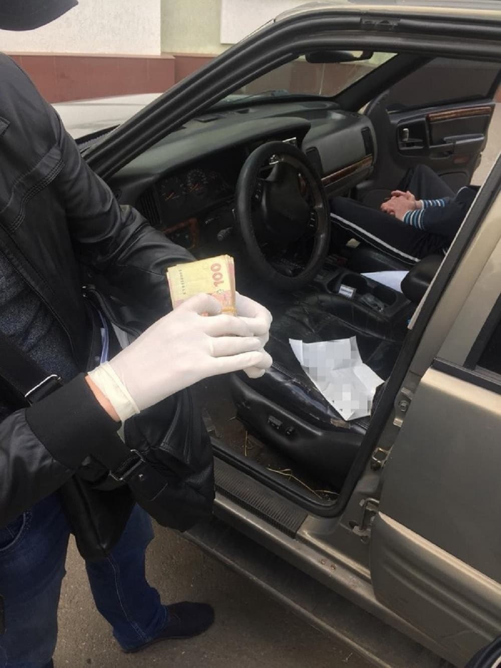 СБУ викрила одного з керівників полтавського відділення держбанку на зловживанні службовим становищем