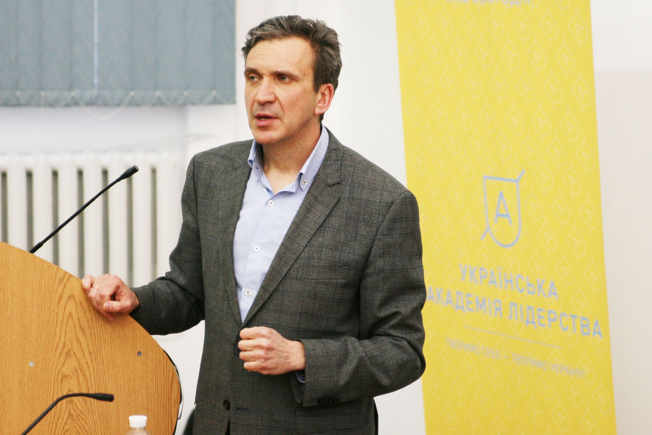 Екс-міністр економіки розповідав полтавцям, як досягнути економічного зростання та що цьому перешкоджає