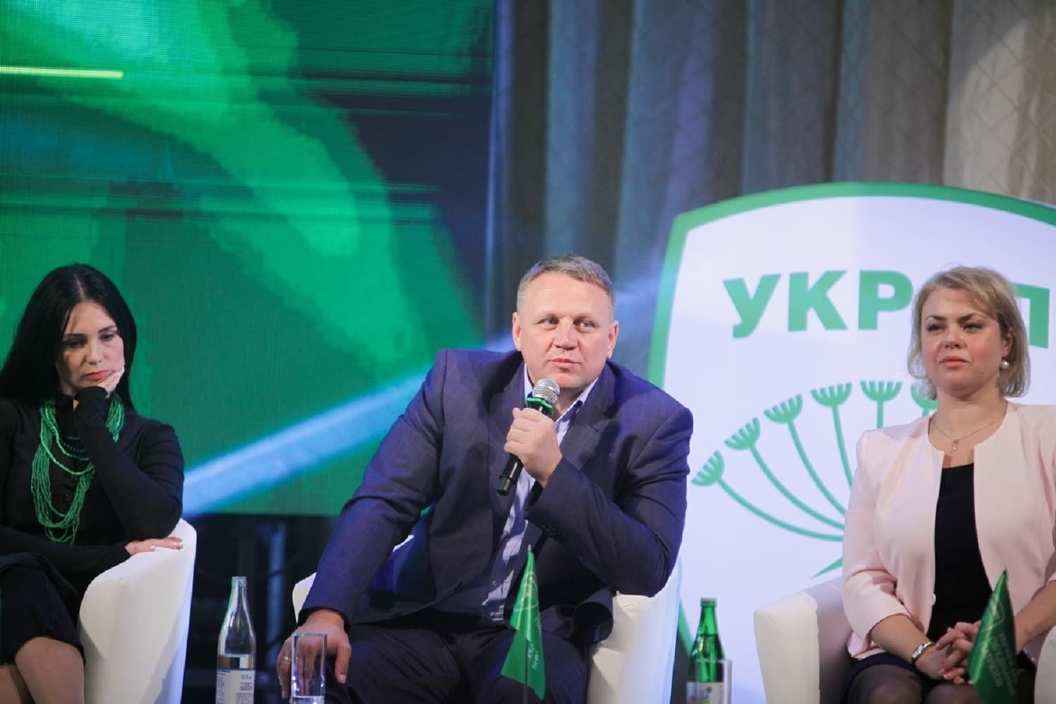 Що обіцяють потенційні кандидати на Полтавщині та як підтримують свої слова голосуванням в Раді
