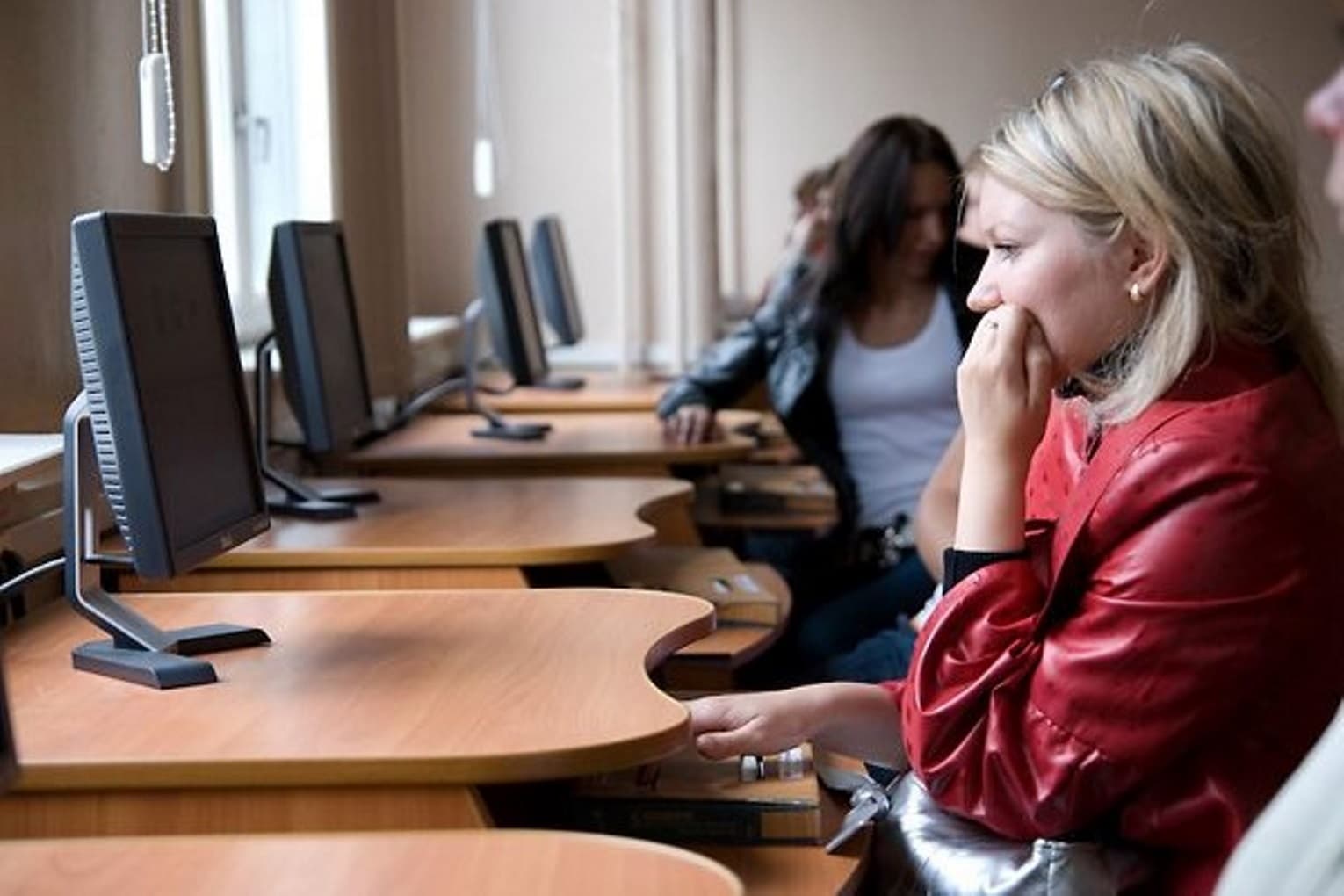 Можливість обирати мову для іспиту та подивитися маршрут онлайн – при складанні ПДР з’явилися нововведення