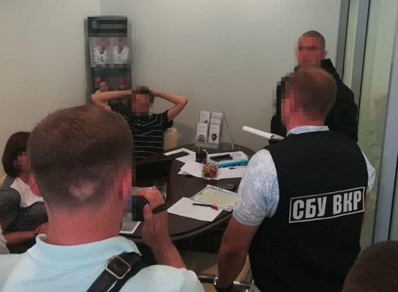 СБУ спільно з ДБР викрили рейдерів на захопленні підприємства Полтавщини та Житомирщини та вимаганні 10 мільйонів гривень