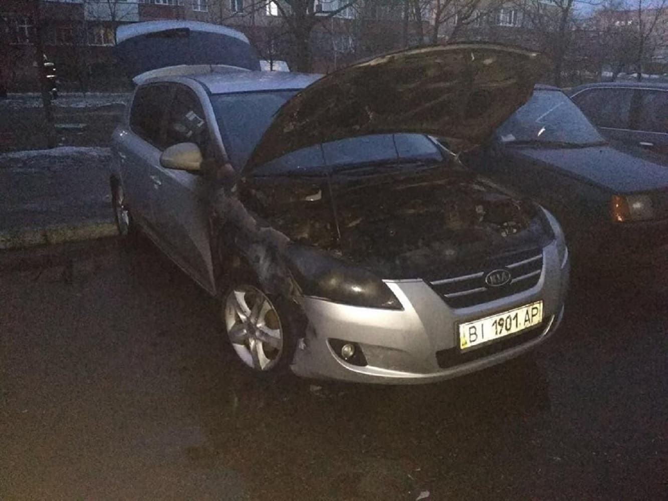 У Полтаві знову горіли автівки