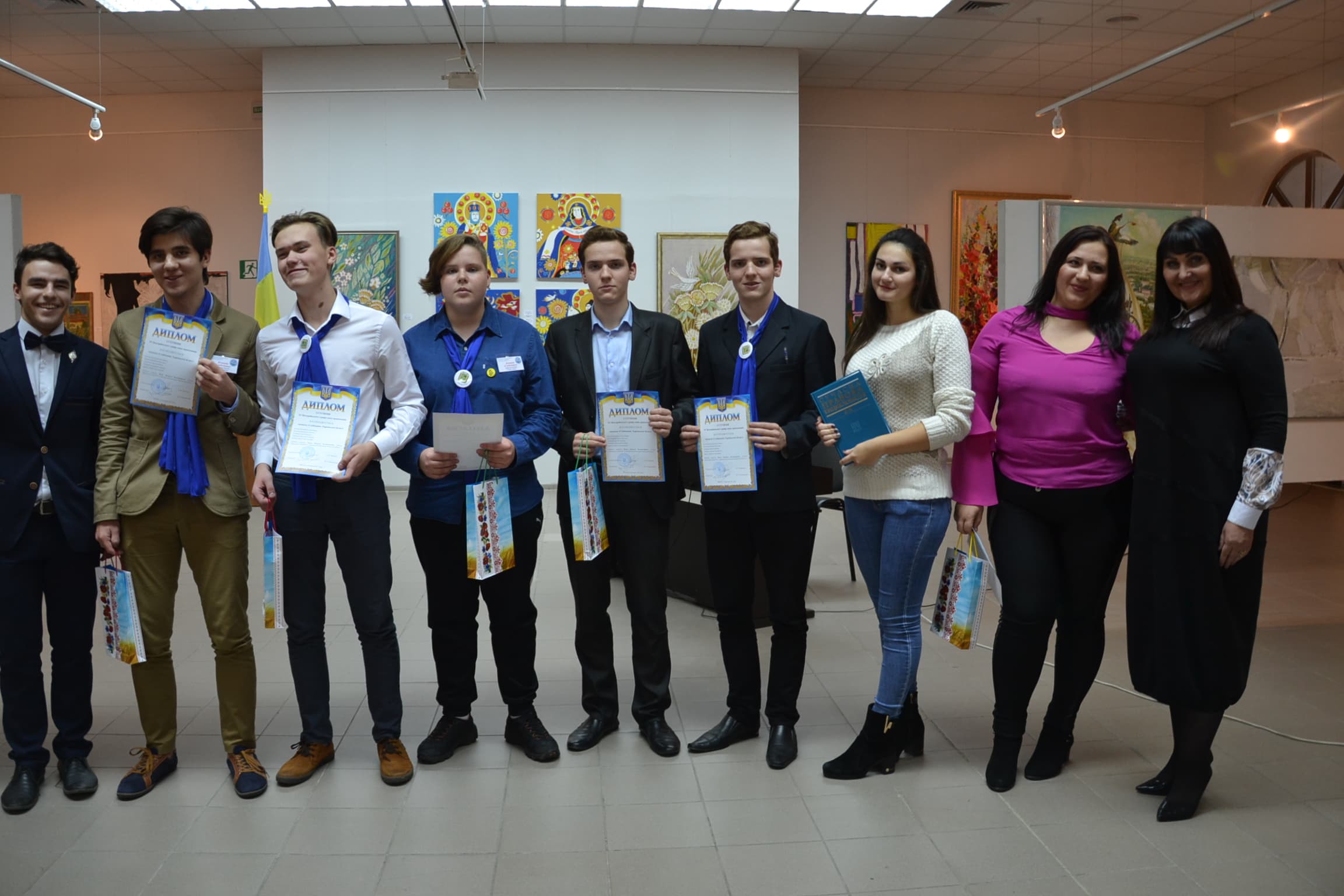 Юні полтавці стали третіми на Всеукраїнському турнірі з правознавства