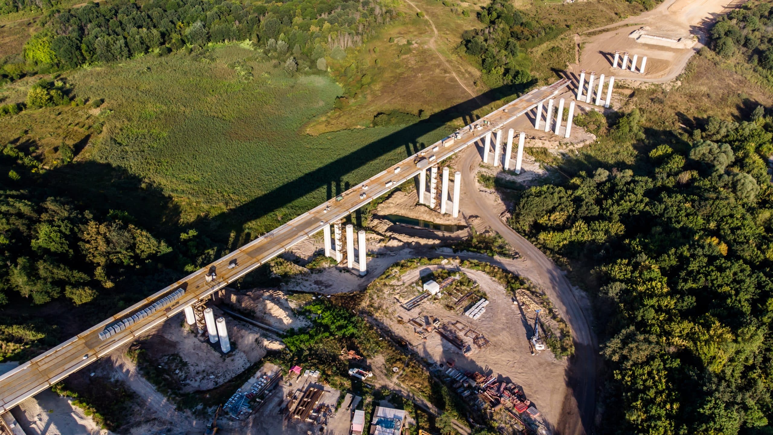 Під Полтавою зводять 500-метрову естакаду (ФОТО)