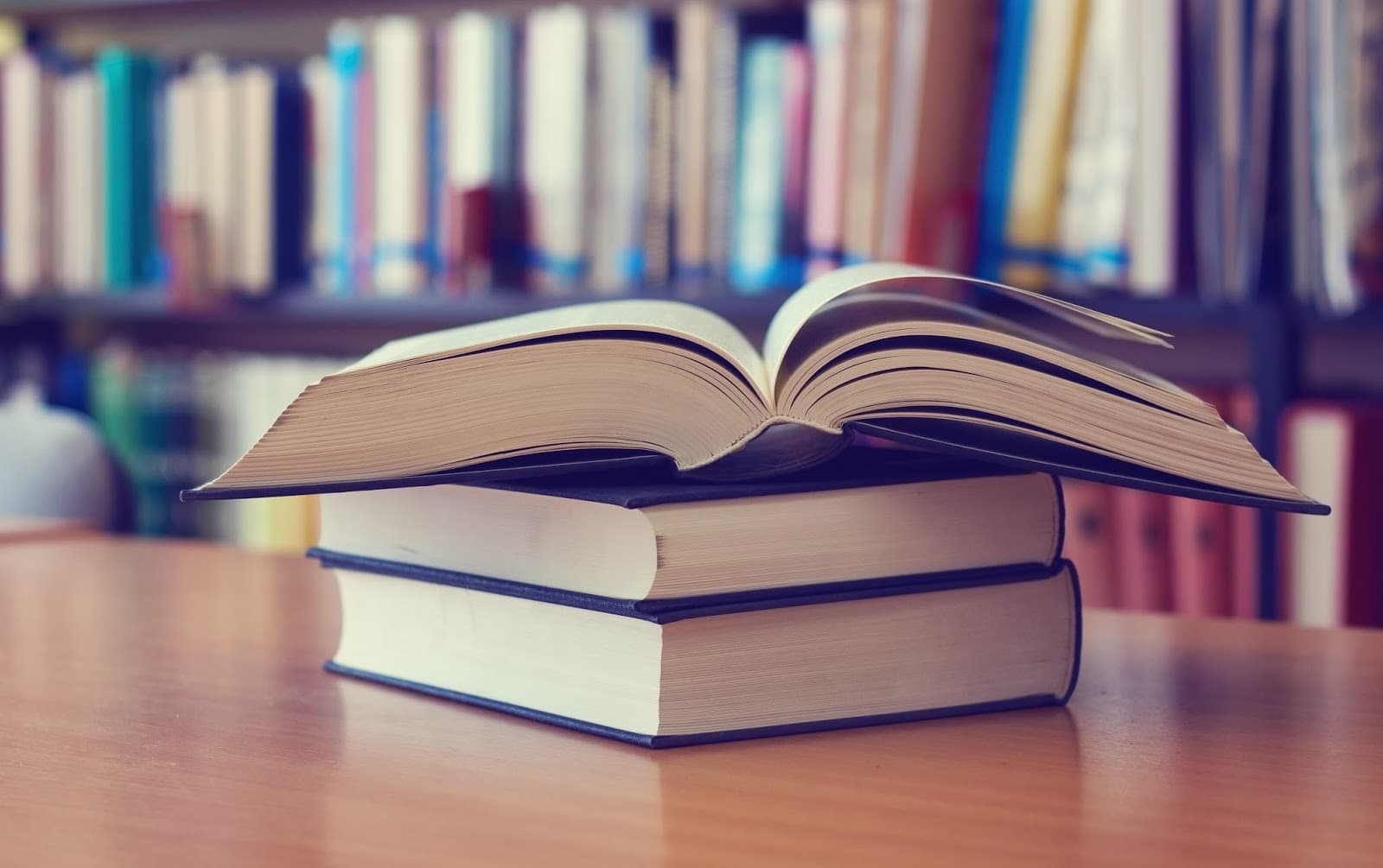 У Полтаві викладачі вишу збирають гроші на видання книги