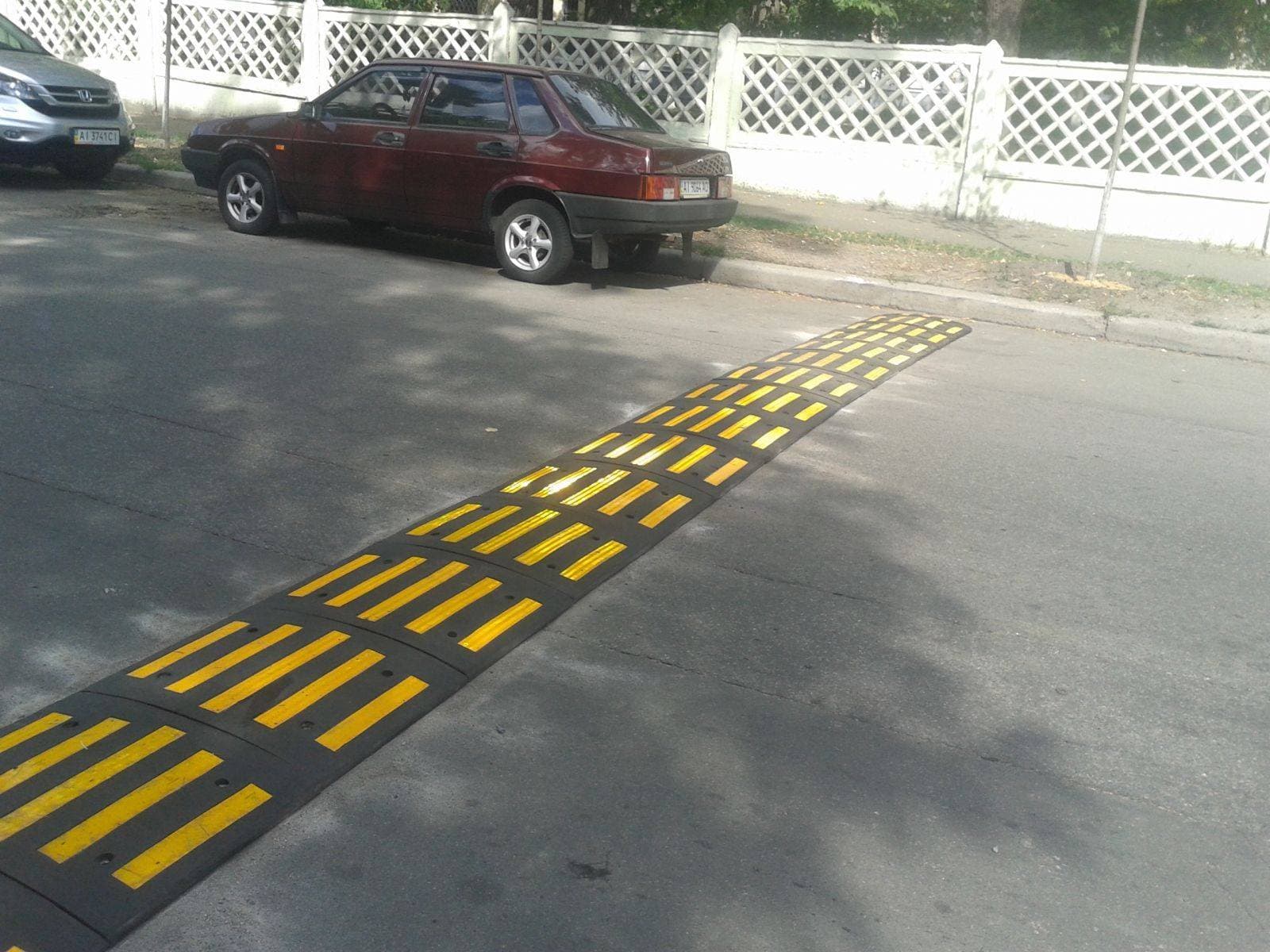 Полтавці просять у влади встановити «лежачих поліцейських»