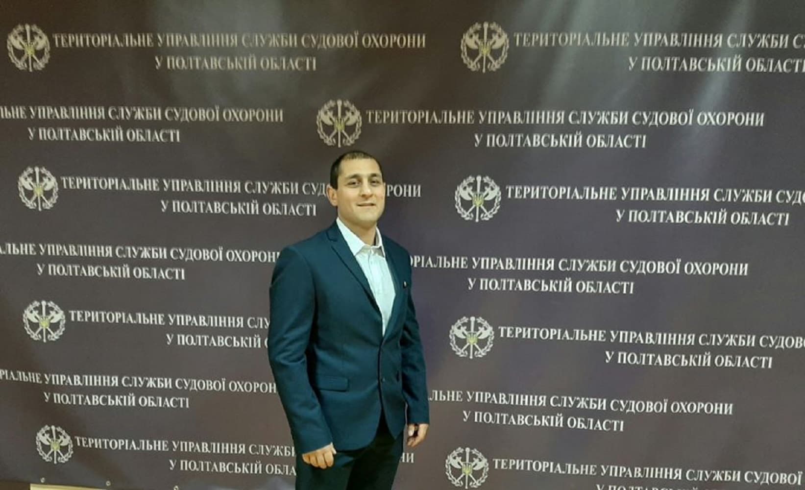 Полтавець допоміг школярці, яка травмувала спину