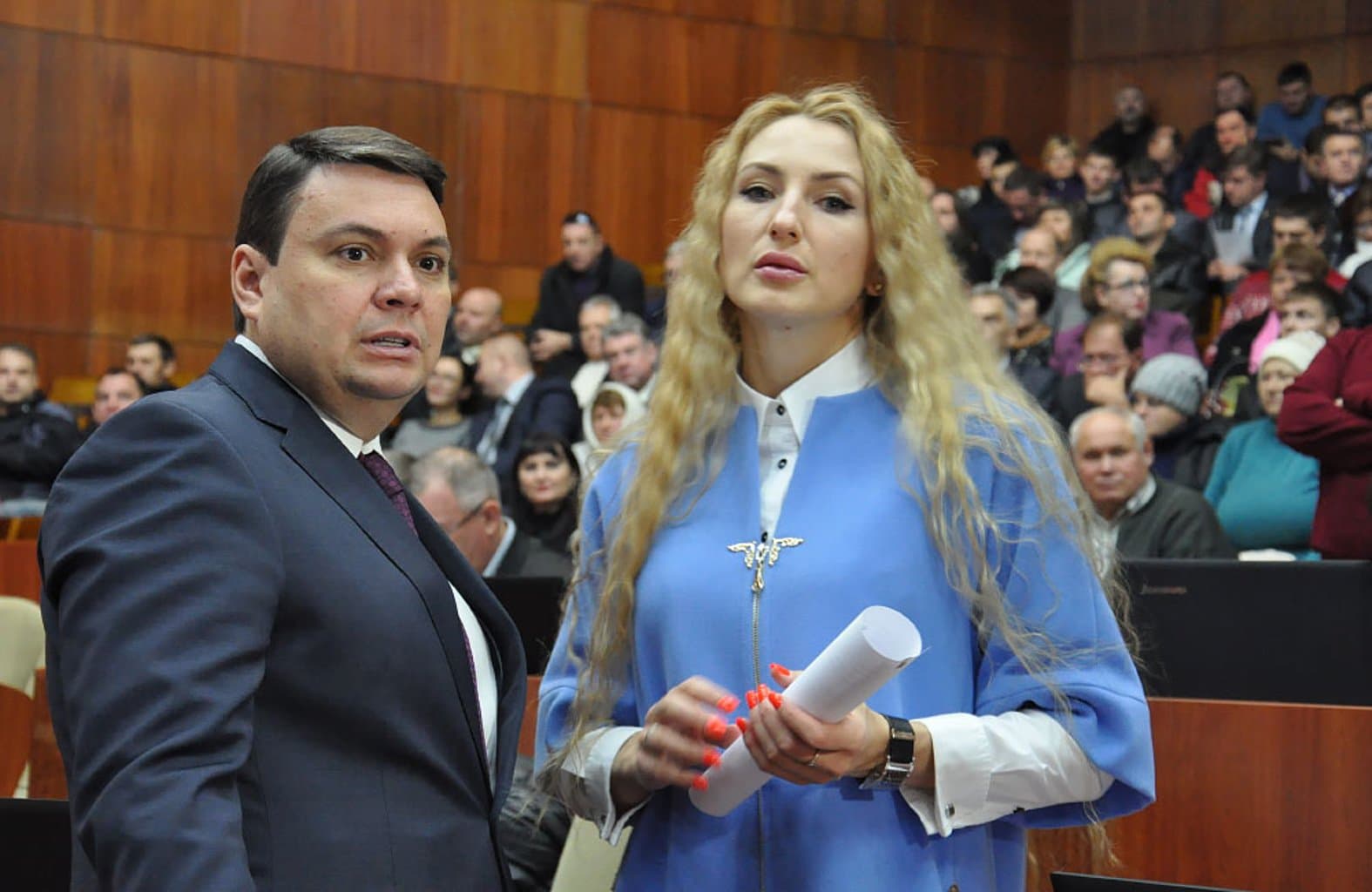 Ціна гідності: Розгляд судового спору між депутатами облради знову перенесли