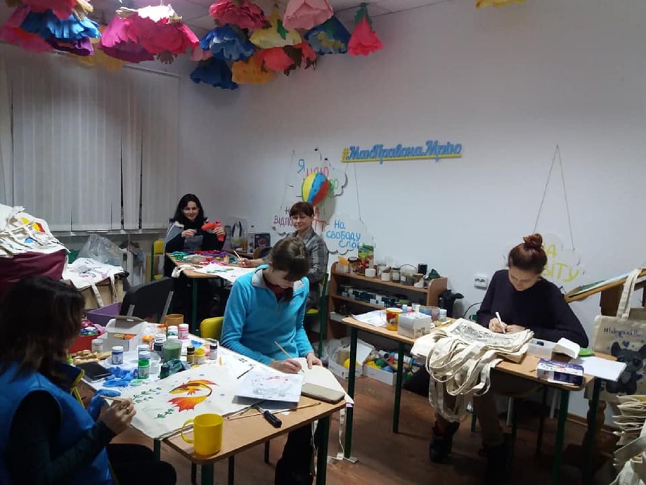 Полтавці можуть придбати авторські торбинки: виручені кошти підуть на допомогу незахищеним людям