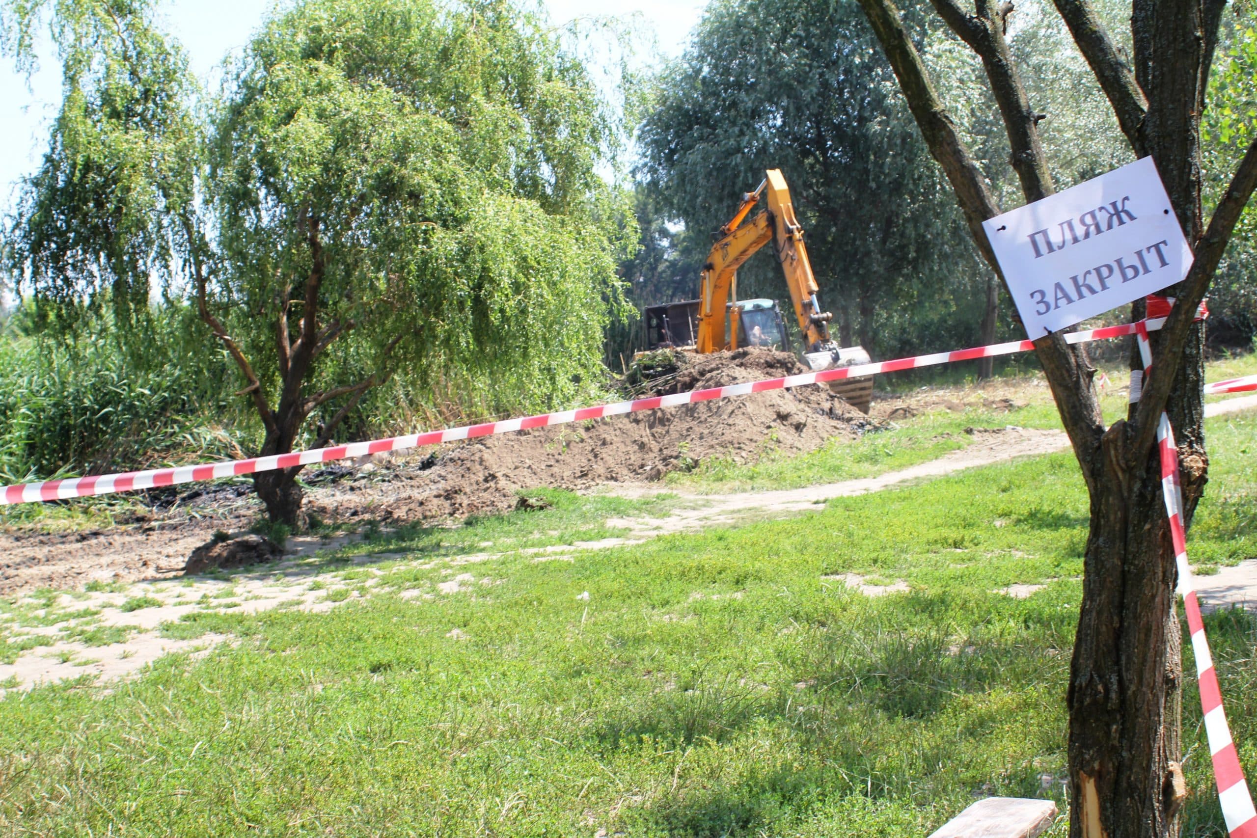Облаштування пляжу на Подолі триває (ФОТО)