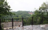 У парку «Перемога» ремонтують оглядовий майданчик