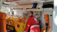 У Полтаві медики оглянули модифіковану версію спецкапсули для транспортування хворих на коронавірус