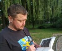 Відомий сучасний письменник та сценарист спілкується з шанувальниками на курорті Полтавщини