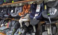 Безпека дитини: чи з’явилися в полтавських сервісах таксі автокрісла