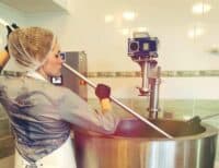 Полтавська сироварка запускає адресну доставку своєї продукції