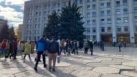 Поблизу Полтавської ОДА мітингують підприємці (ФОТО)