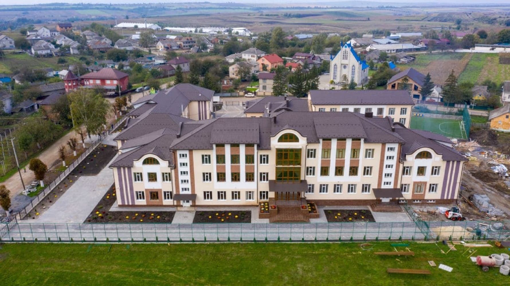 Реконструкція школи в Чернівецькій області