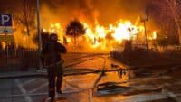 «Дах спалахнув за лічені хвилини». Полтавський рятувальник розповідає про ліквідацію пожежі в екскінотеатрі Котляревського