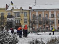 У Полтаві випав сніг: працюють понад 400 двірників
