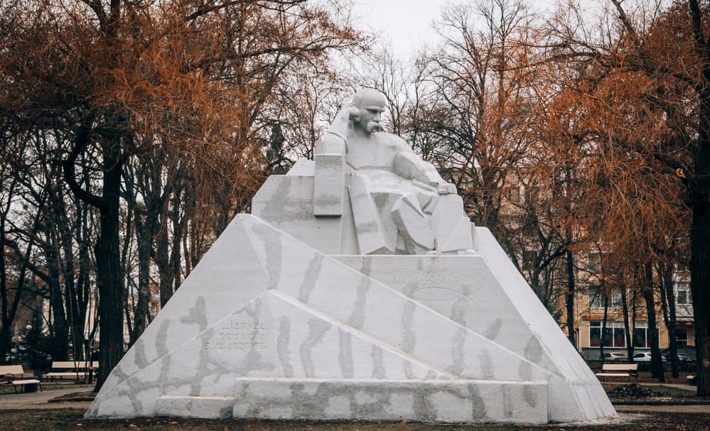 Історія Полтави у пам’ятниках. Що вони розповідають про місто