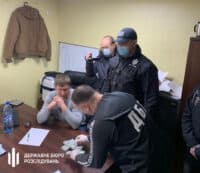 Правоохоронці затримали адвоката, який хотів підкупити слідчого з Полтави