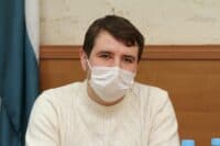 «Немає небажаних реакцій». Полтавський лікар про стан на другу добу після вакцинації від коронавірусу