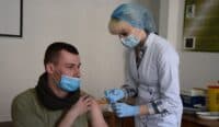 Де на Полтавщині найбільше людей записалися на вакцинацію проти COVID-19