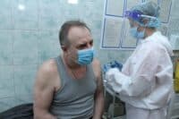 У Полтаві залишками вакцин зробили щеплення від коронавірусу керівництву обласного Департаменту здоров’я