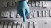 МОЗ придбало понад 6 мільйонів експрес-тестів на коронавірус. Скільки отримала Полтавщина