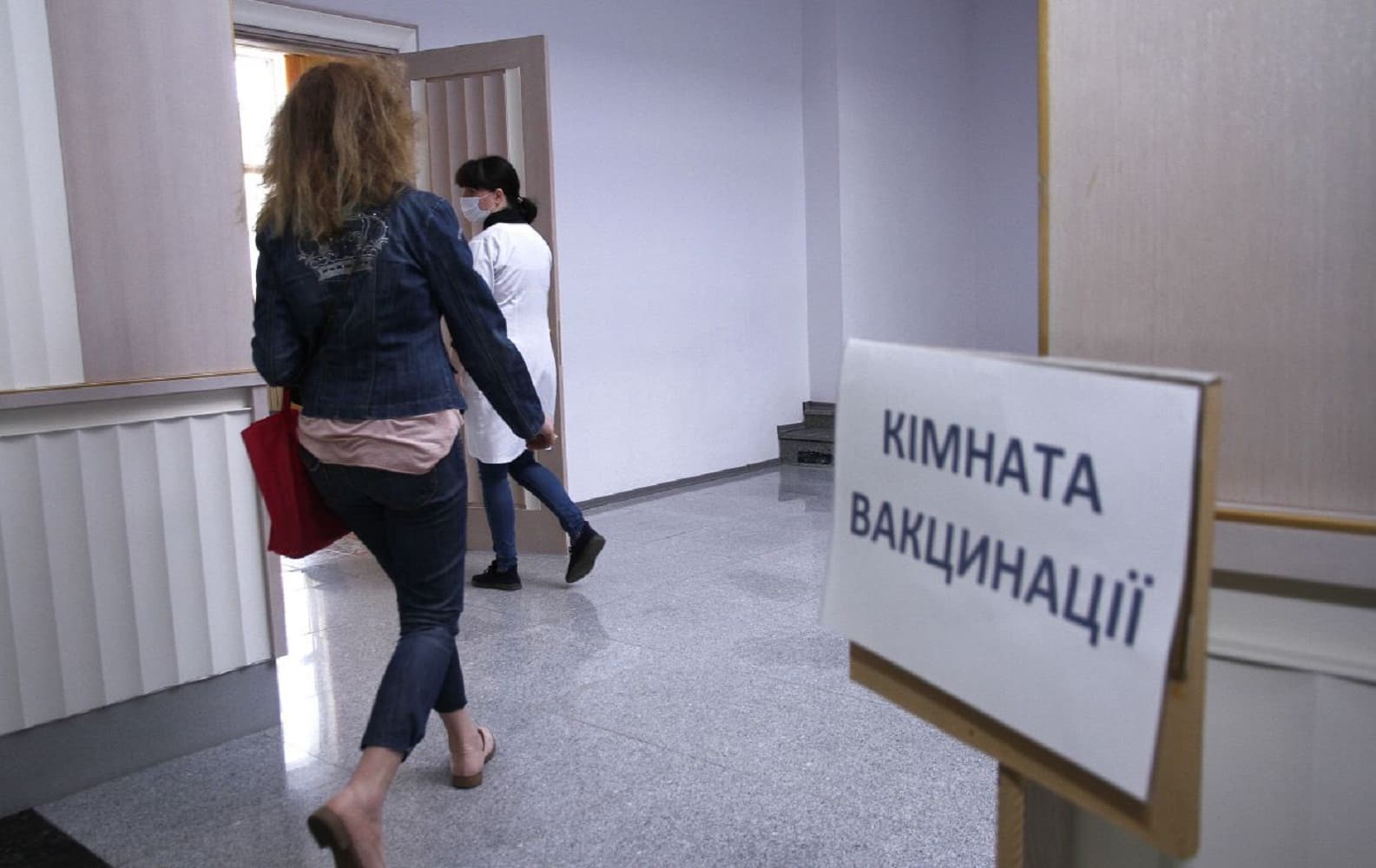 Змінили змішані схеми вакцинації від COVID-19: що варто знати полтавцям