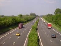 Жителів Полтавщини просять користуватися власними авто лише в разі крайньої необхідності