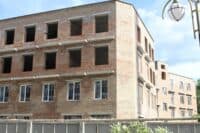 Будівництво за Кадетським корпусом триває: апеляційний суд витребував у полтавського справу (ФОТО)