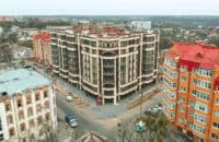 Будівля на вулиці Пилипа Орлика у Полтаві: прокуратура хоче притягнути забудовників до відповідальності попри скасування підозр