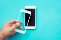 Захисне скло — простий спосіб зберегти новий смартфон