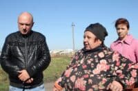 У селах Полтавської громади скаржаться на розбиті дороги та відсутність зупинок