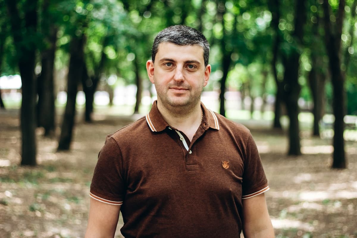 Давид і його команда. Як полтавський благодійний фонд допомагає людям у розпал пандемії
