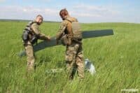 Як українські військові застосовують новий вид безпілотника на фронті (ФОТО)