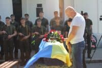 У Полтаві попрощалися з воїнами, загиблими внаслідок зіткнення з ДРГ та боїв під Сєвєродонецьком (ФОТО)