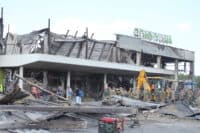 «Руйнування вражаючі». Рятувальники розповіли про ліквідацію наслідків ракетного удару в Кременчуці (ФОТО)