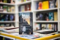 У Полтаві розігрують книгу Макса Кідрука з його автографом, щоб придбати дрони для військових